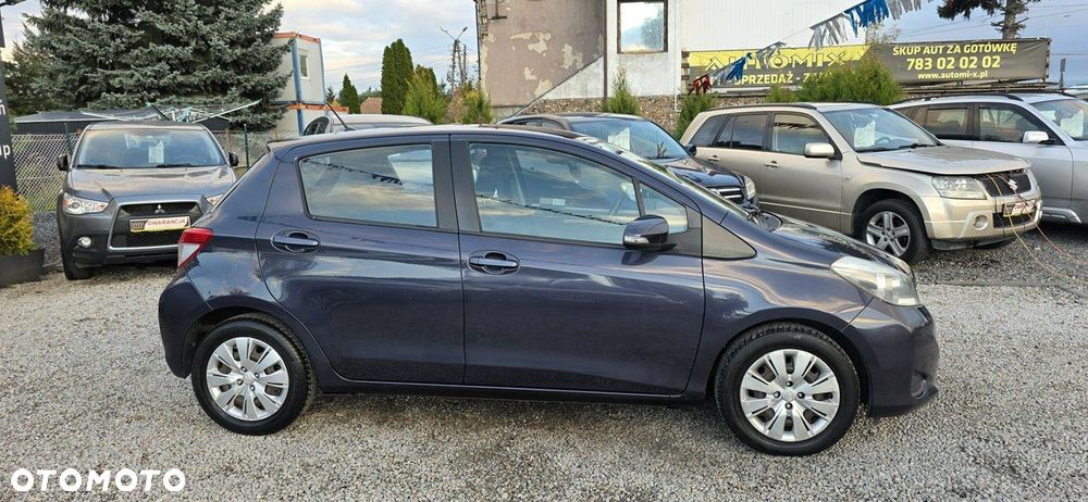 Toyota Yaris - 15