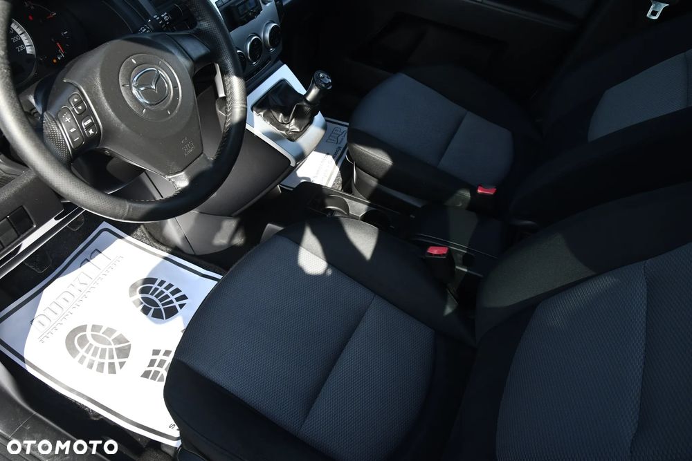Mazda 5 1.8 Exclusive + - 13