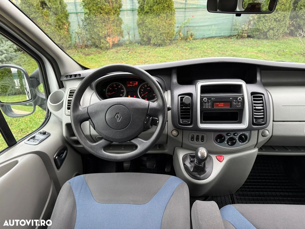 Renault Trafic - 10
