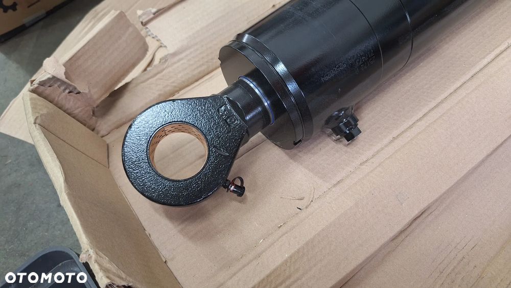 Manitou MLT 634 735 741 732 633 635  siłownik kompensacji tył ORYGINAŁ NOWY - 3