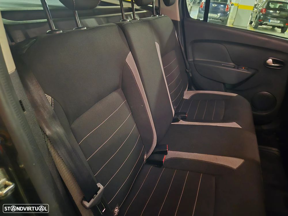 Dacia Logan MCV 0.9 TCe Stepway - 36