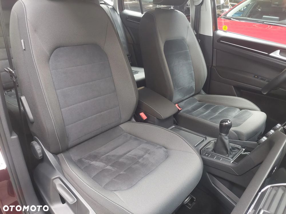 Volkswagen Golf Sportsvan VII SV 1.4 TSI BMT Highline - 36