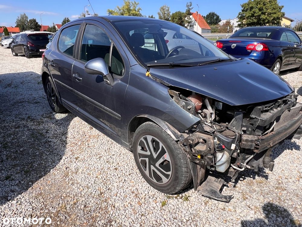 Peugeot 207 - 2
