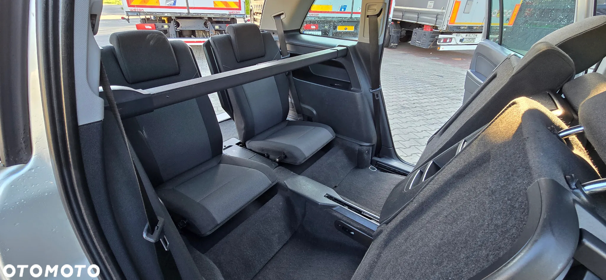Opel Zafira - 11