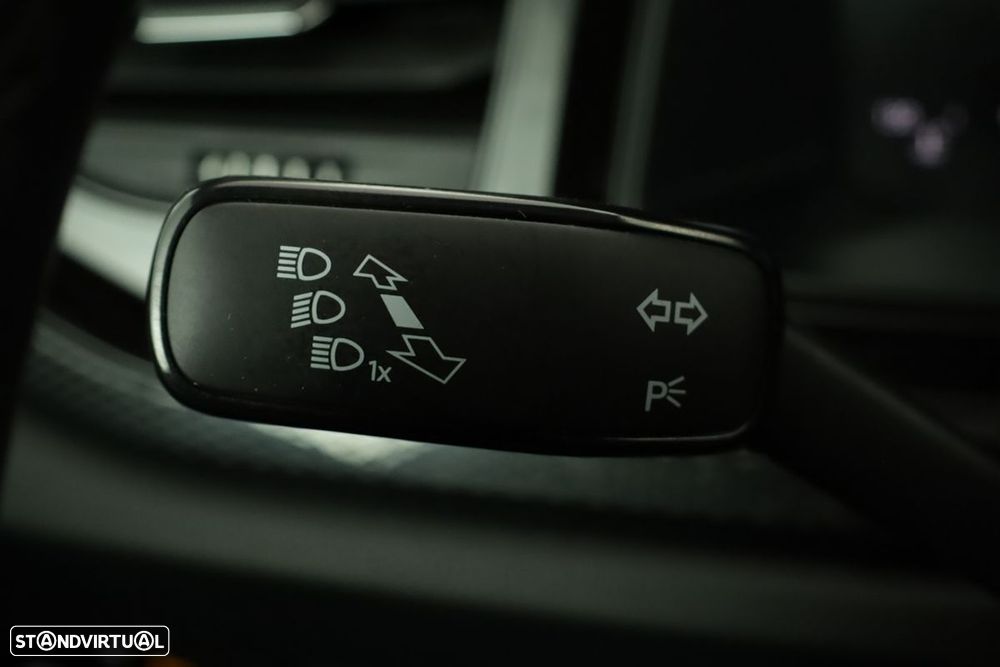 VW Polo 1.0 TSI Urban DSG - 16