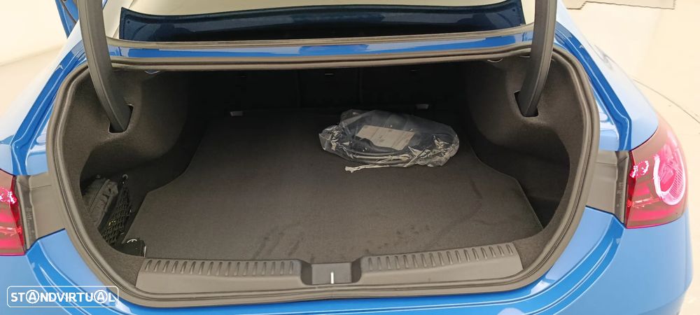 Mercedes-Benz CLA 250+ EQ - 27