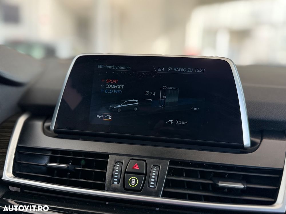 BMW Seria 2 218d Aut. Luxury Line - 33
