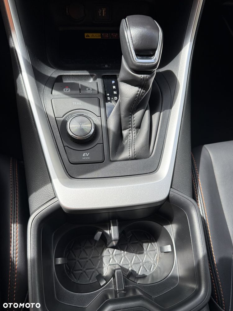 Toyota RAV4 - 15