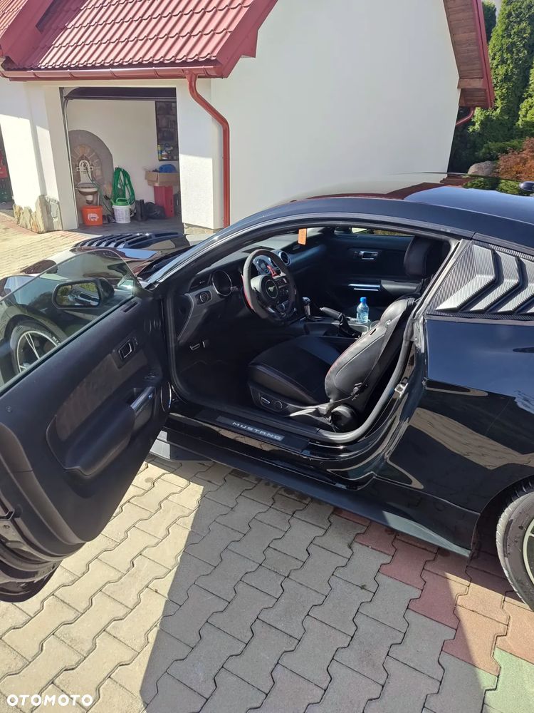 Ford Mustang 5.0 V8 GT - 18