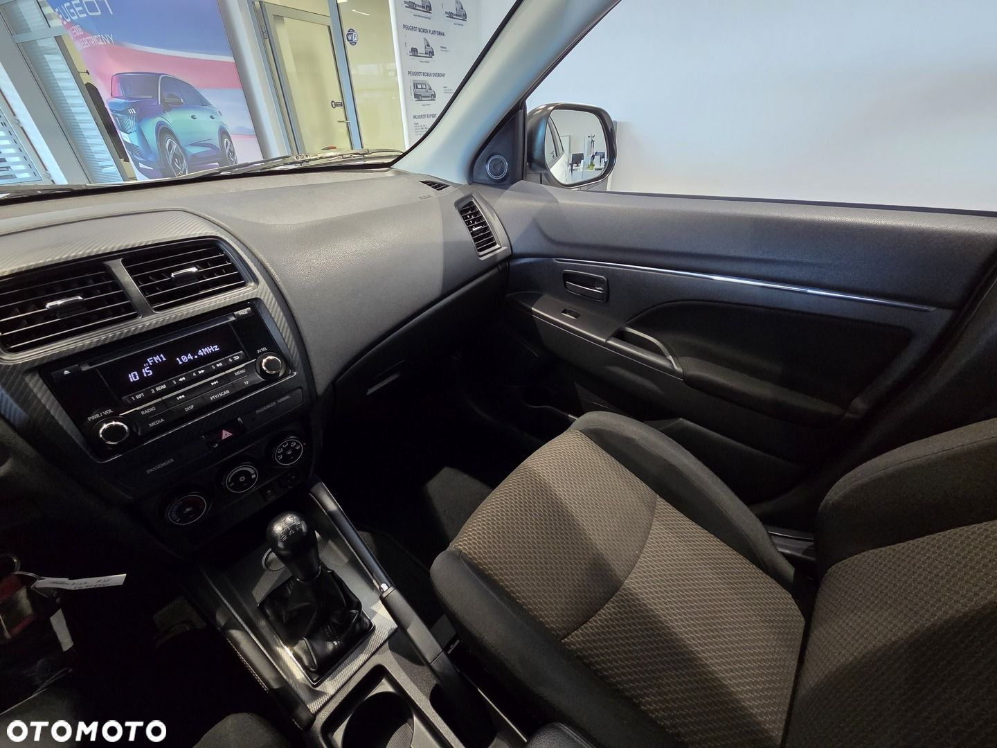 Mitsubishi ASX 1.6 Inform - 16