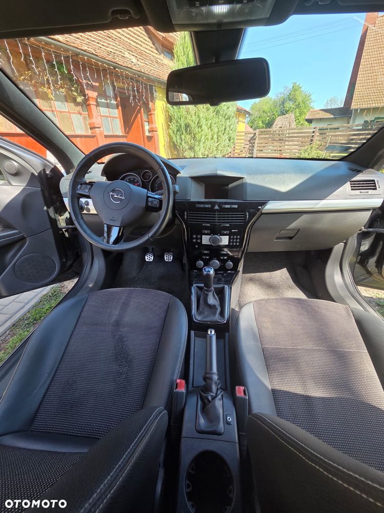 Opel Astra - 2