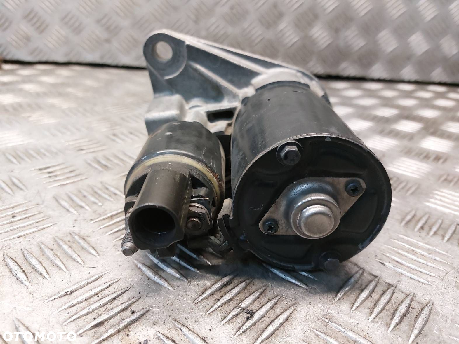 ROZRUSZNIK VOLKSWAGEN GOLF V 1.4 FSI 02T911023R - 4