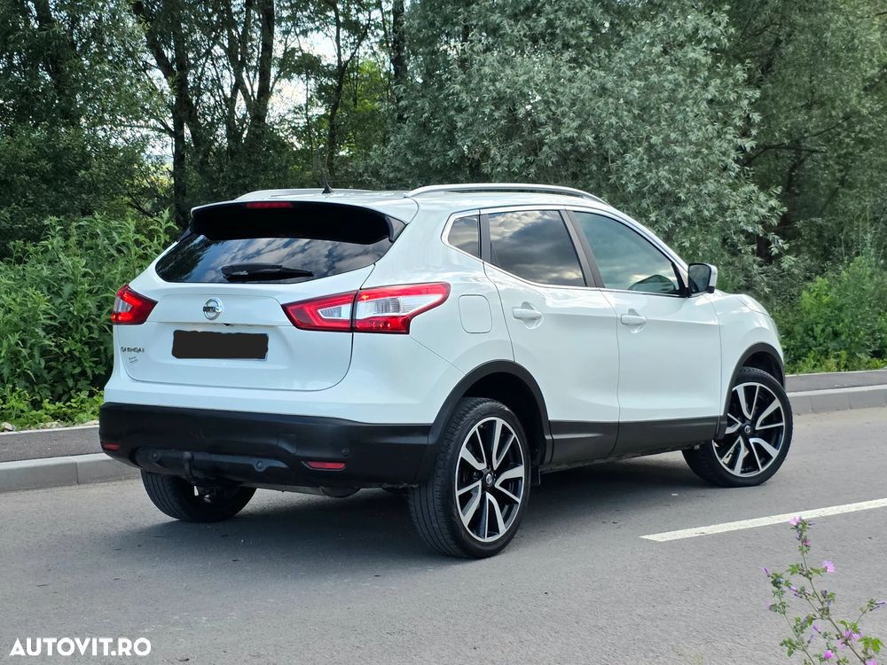 Nissan Qashqai 1.6 DCI ALL-MODE 4x4i TEKNA+ - 4
