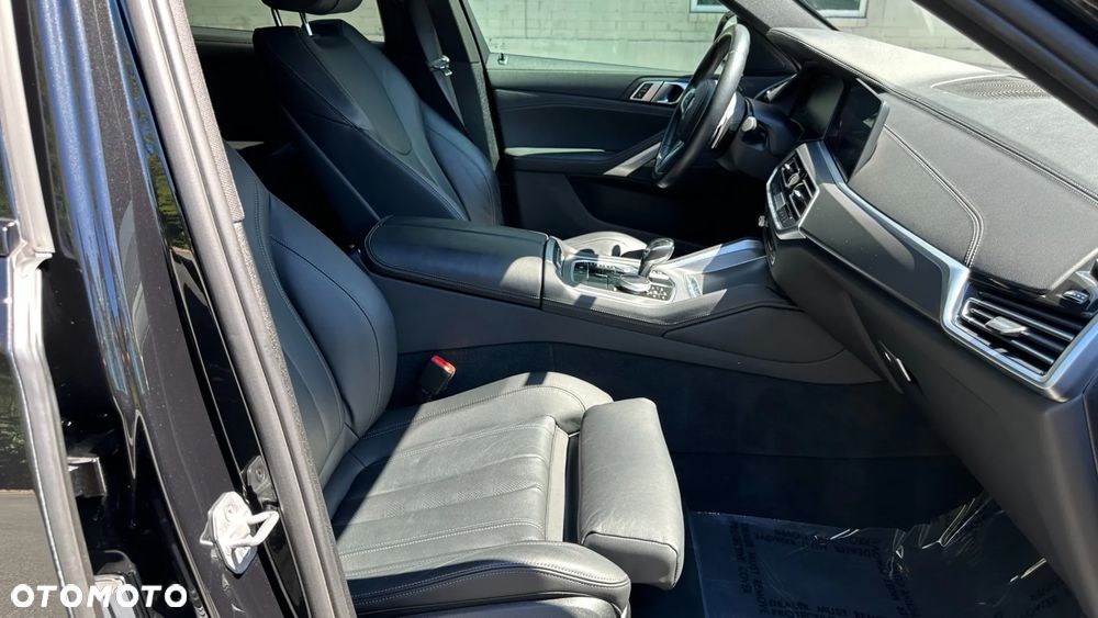 BMW X6 xDrive40i xLine - 30