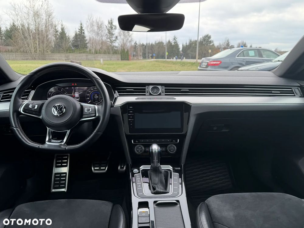 Volkswagen Arteon 2.0 TSI 4Motion R-Line DSG - 24