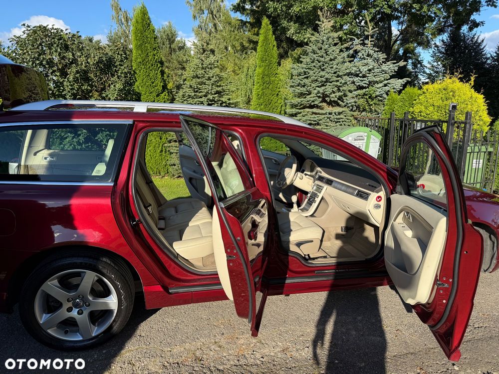Volvo V70 2.0 Momentum - 20