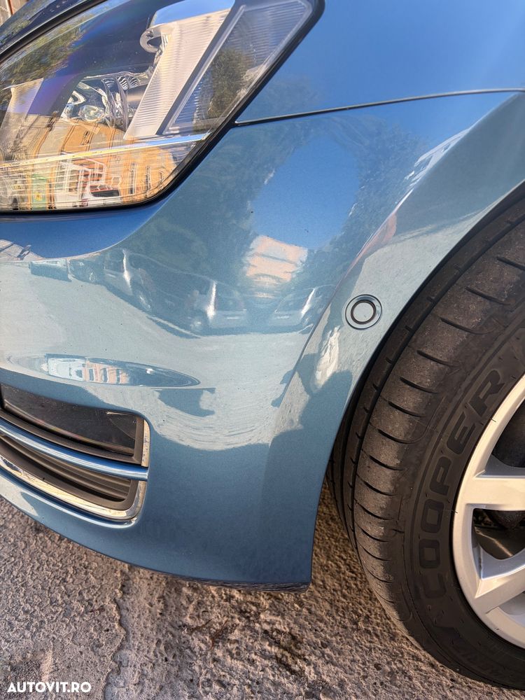 Volkswagen Golf - 13