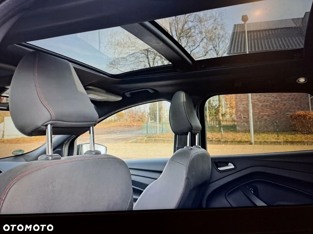 Ford Kuga 2.0 TDCi 4x4 ST-Line - 7