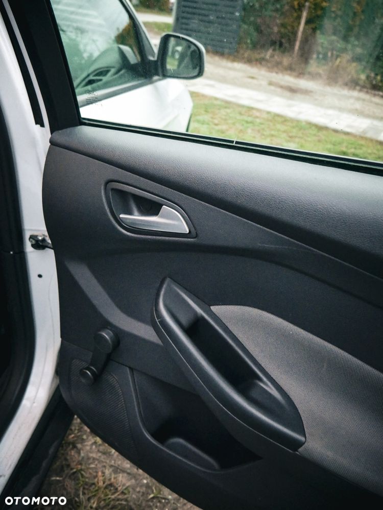 Ford Focus 1.6 TDCi DPF Trend - 14