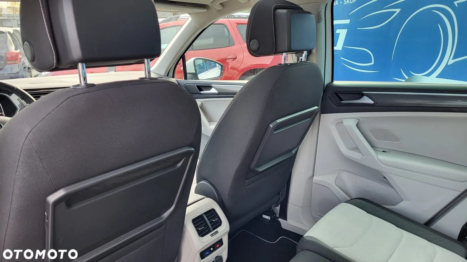 Volkswagen Tiguan 2.0 TDI SCR DSG Elegance - 14