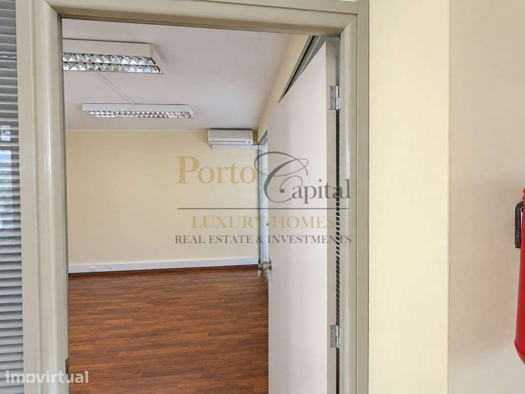 ESCRITÓRIO COM 71 M² PARA VENDA | ESTRADA DA CIRCUNVALAÇÃO - MATOSI... - Grande imagem: 4/26