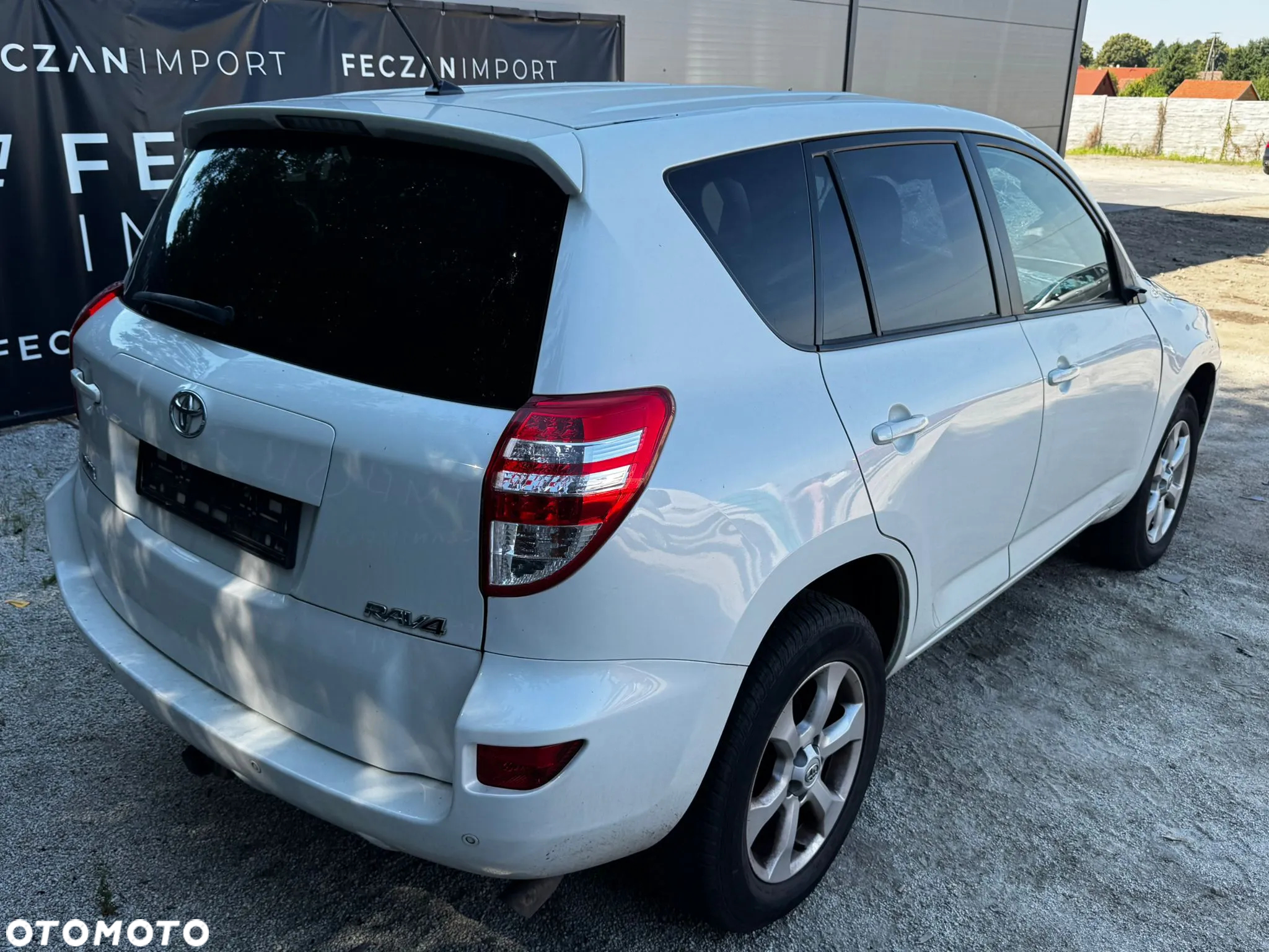 Toyota RAV4 2.0 VVT-i Premium MS - 11