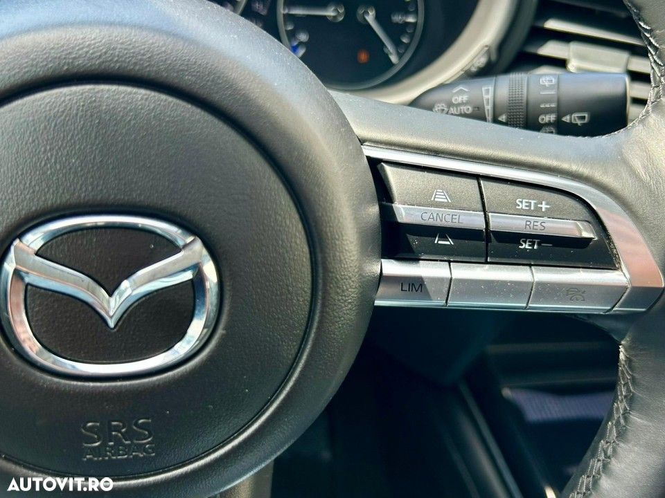 Mazda CX-30 - 11
