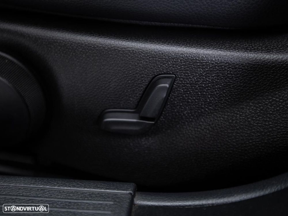 Mercedes-Benz C 200 - 16