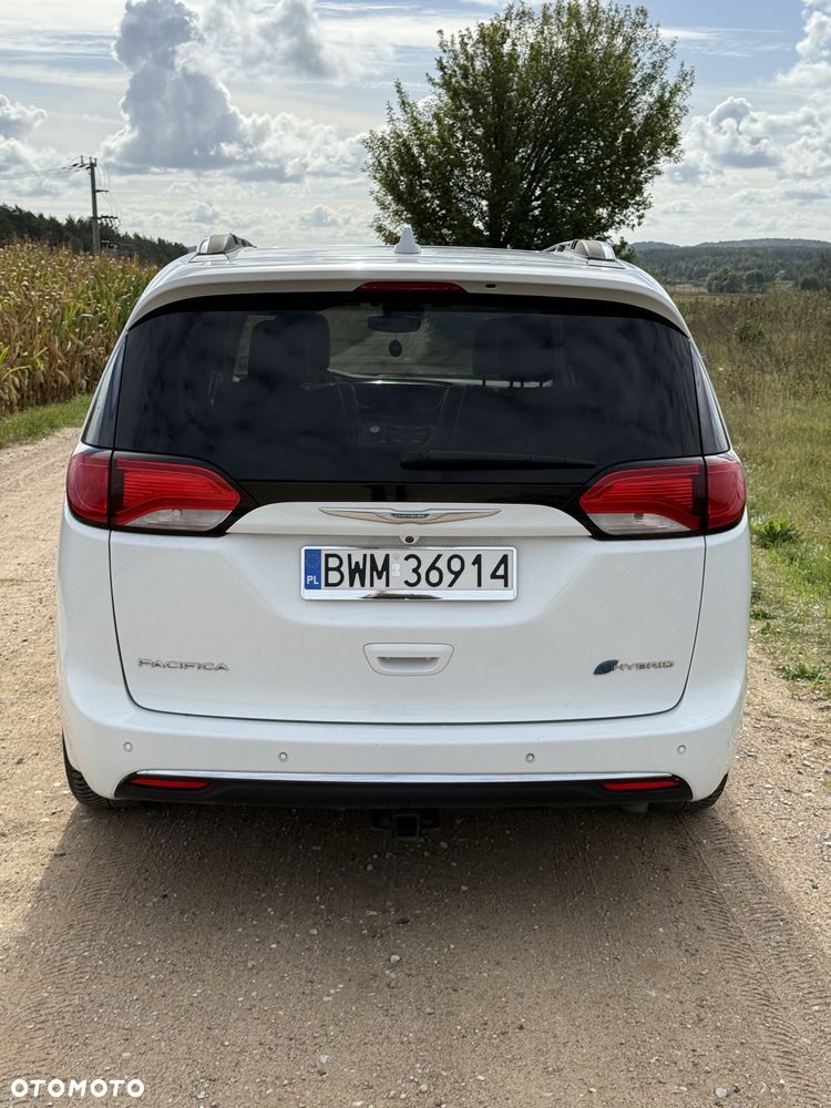 Chrysler Pacifica - 8