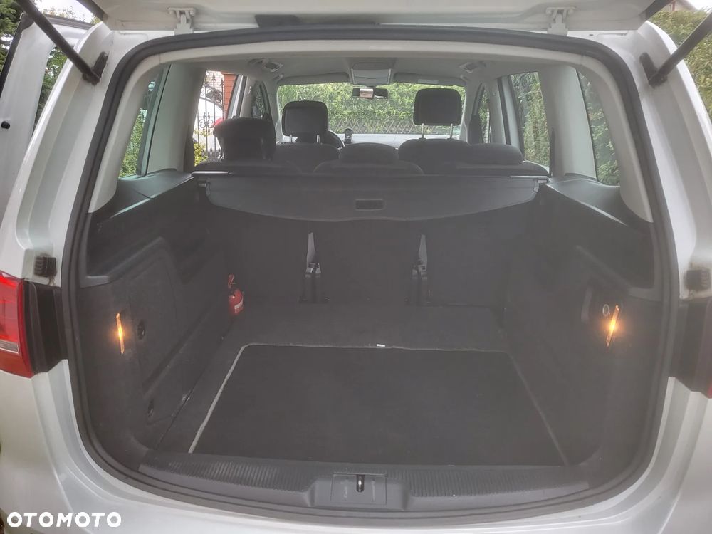 Volkswagen Sharan - 22