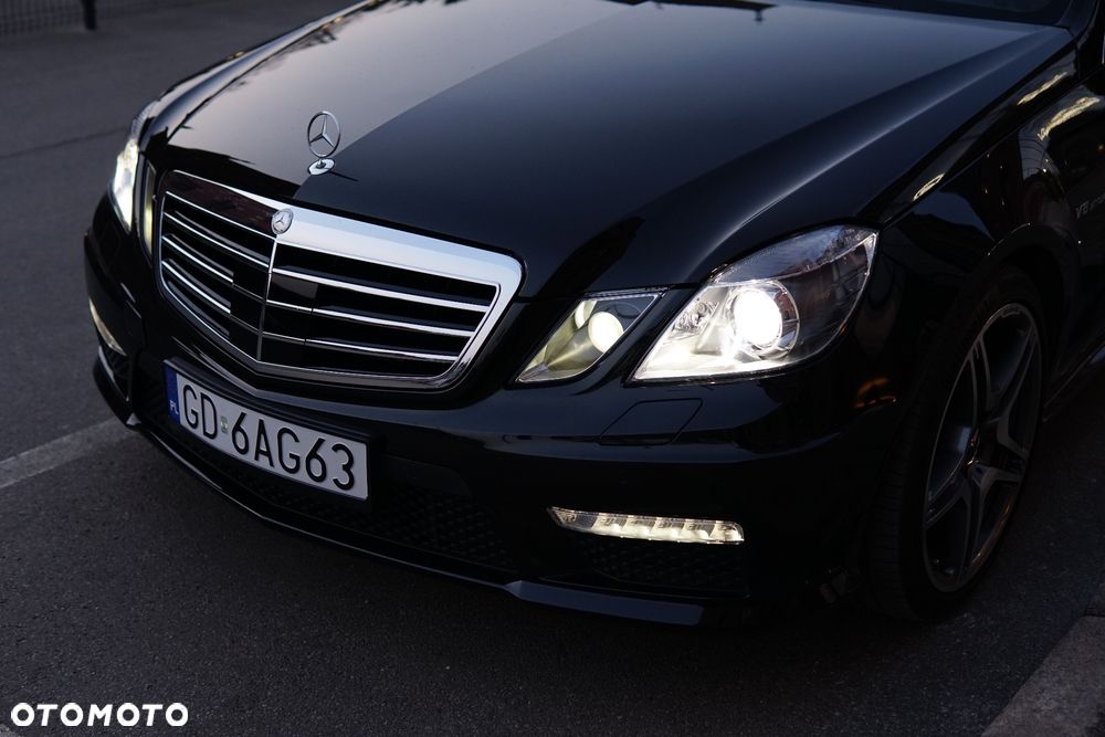 Mercedes-Benz Klasa E 63 AMG - 19