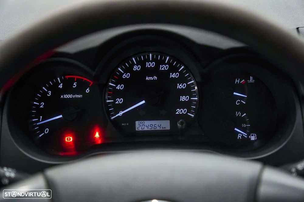 Toyota Hilux 2.5 D-4D 2WD CD AC - 21