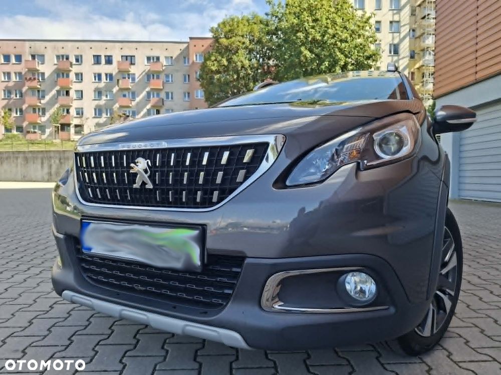 Peugeot 2008 BlueHDi 100 STOP & START Allure - 4