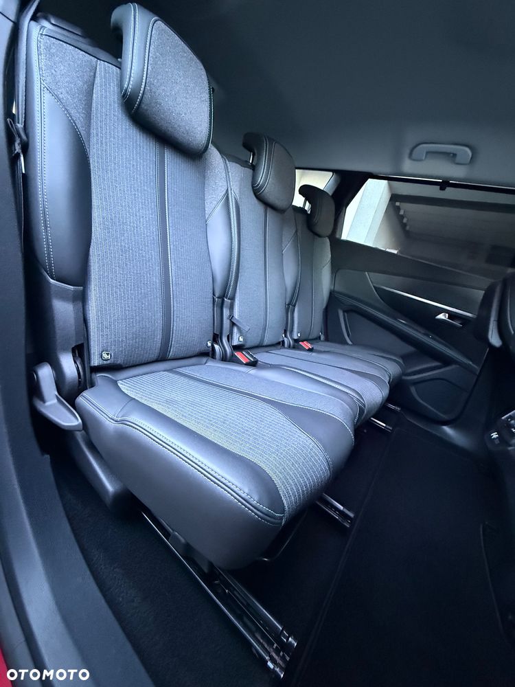Peugeot 5008 - 22