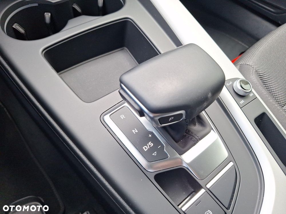 Audi A4 Avant 35 TFSI mHEV Advanced S tronic - 23