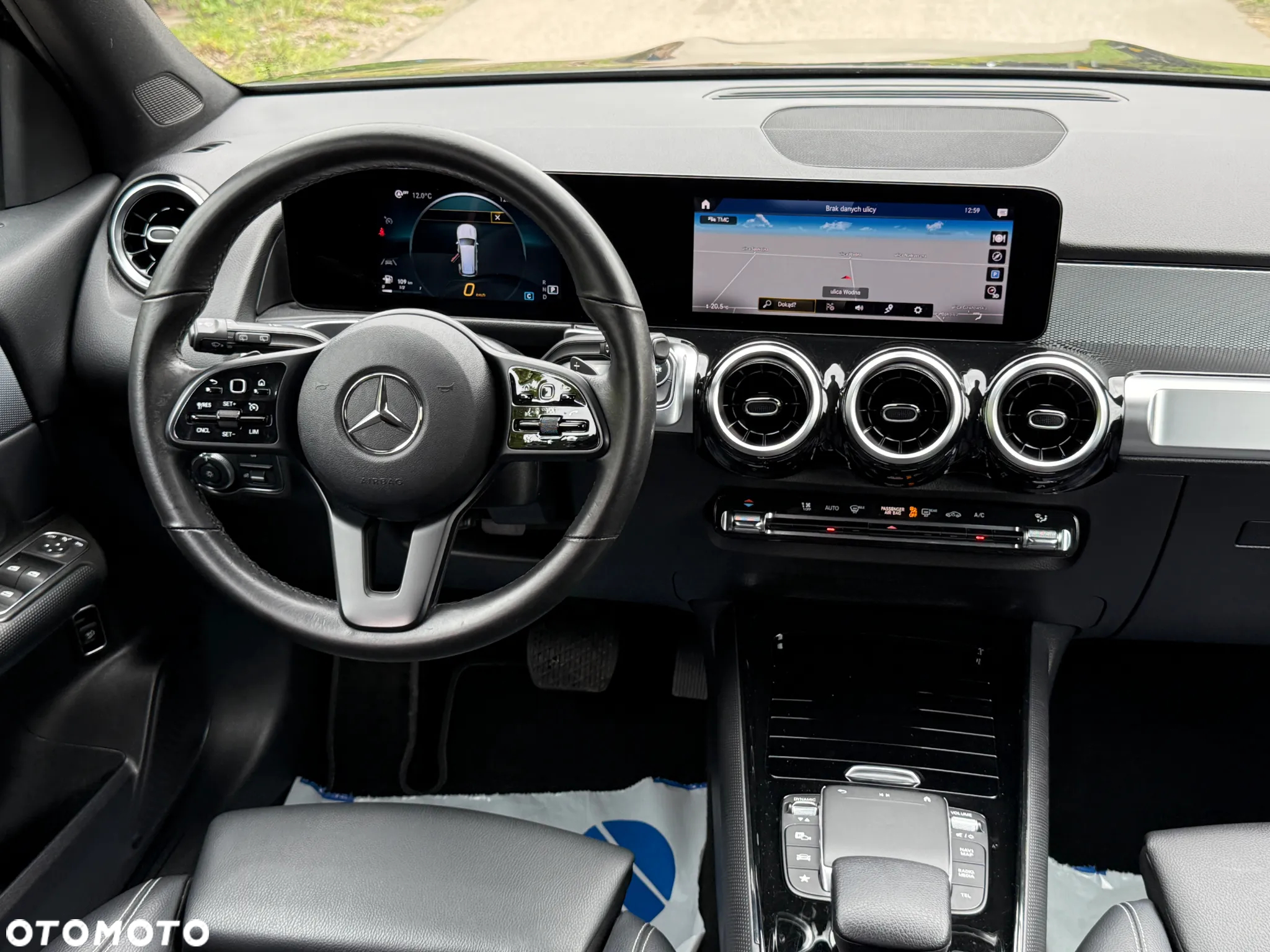 Mercedes-Benz GLB 200 7G-DCT - 8