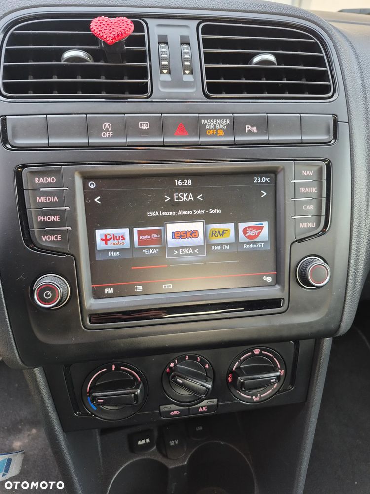 Volkswagen Polo 1.4 TDI Blue Motion - 8