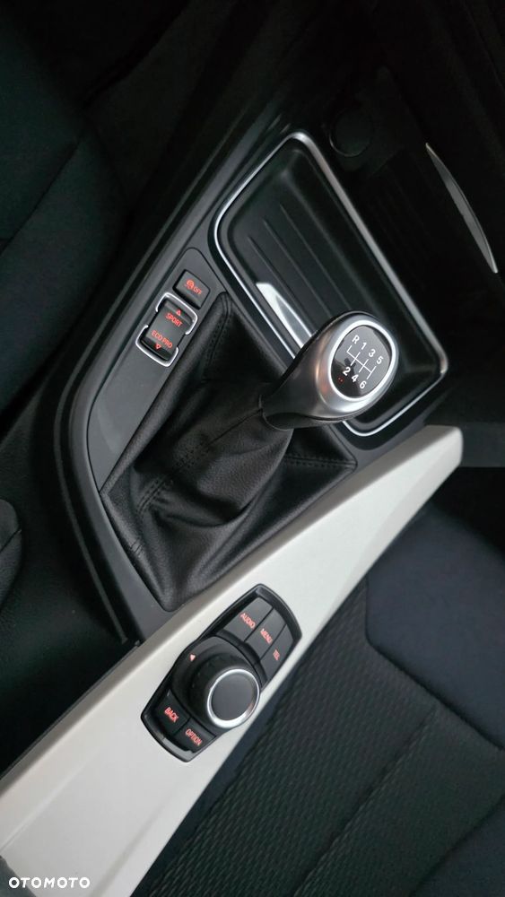 BMW Seria 3 320d xDrive - 9