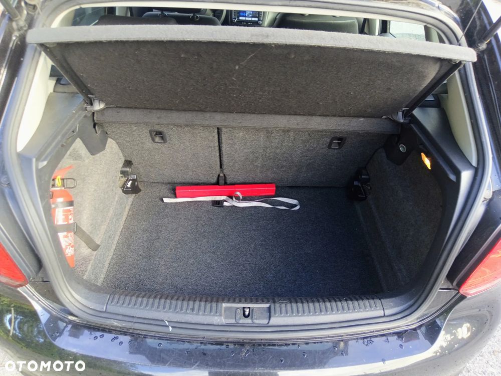 Volkswagen Polo 1.6 TDI Trendline - 8