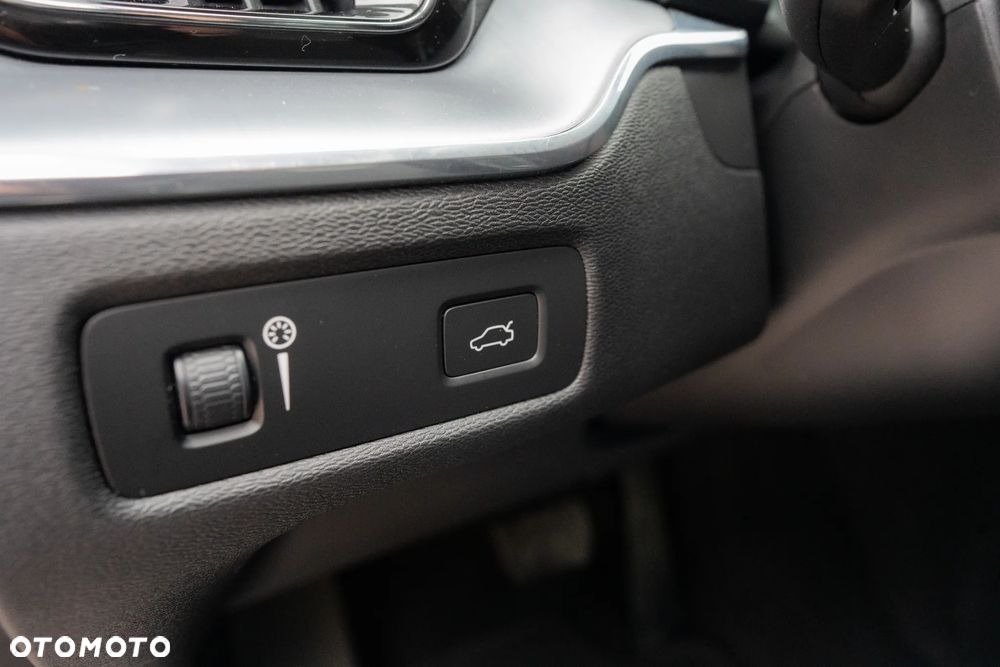 Volvo XC 60 D4 Geartronic Momentum Pro - 11