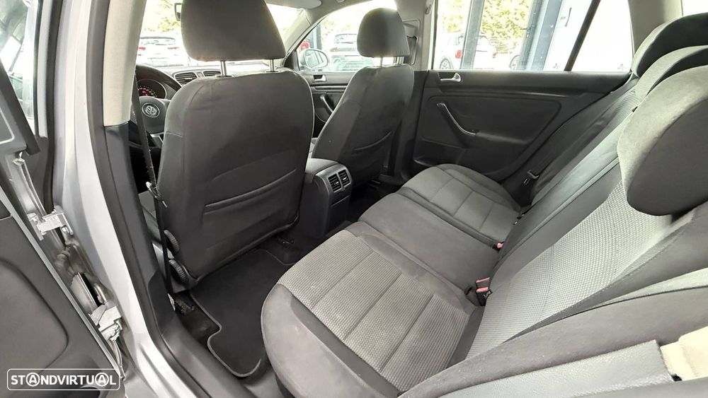 VW Golf Variant 1.6 TDi Confortline - 14