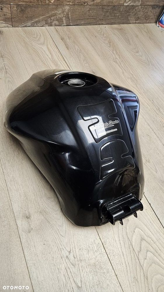 Zbiornik paliwa bak Yamaha FZS 1000 Fazer - 8