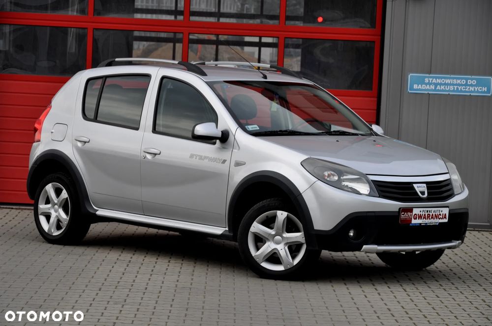 Dacia Sandero Stepway 1.6 - 7