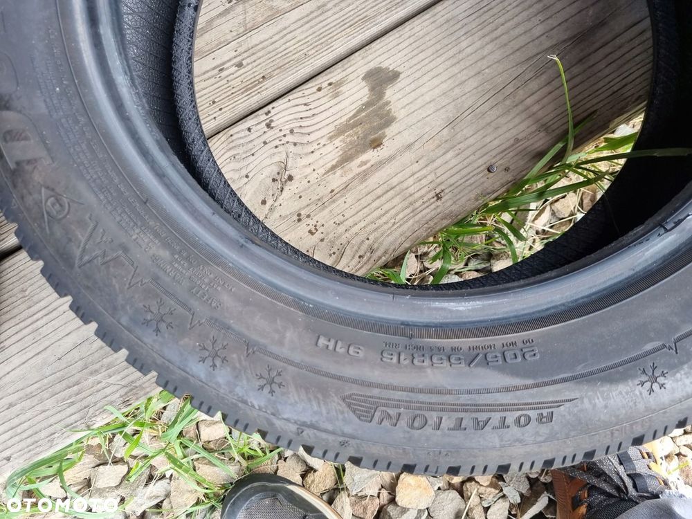 OPONY DUNLOP WINTER SPORT 5 205/55r16 91h ,2017r.7,5mm x4szt. bdb stan - 12