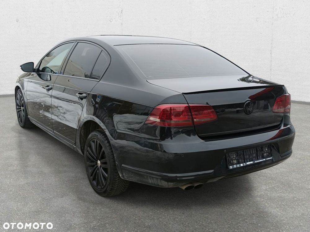 Volkswagen Passat - 5