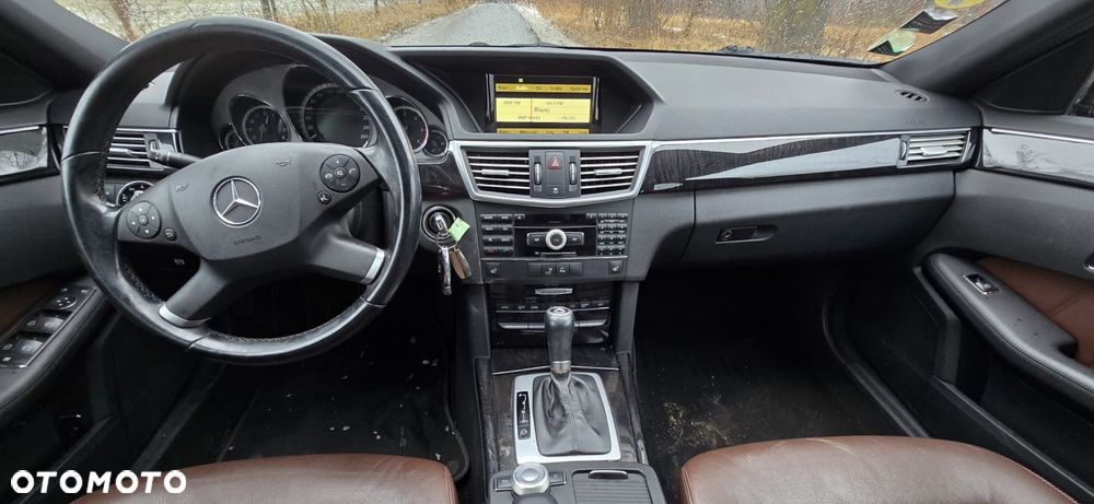 Mercedes-Benz Klasa E 220 CDI Automatik Avantgarde DPF - 11