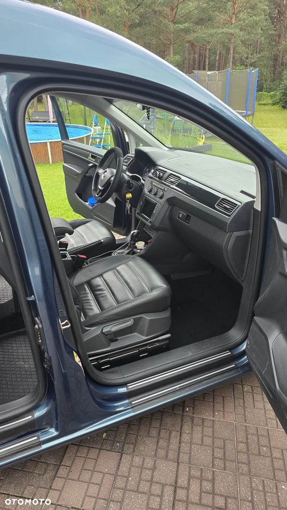 Volkswagen Caddy 2.0 TDI Highline 4Motion DSG - 8