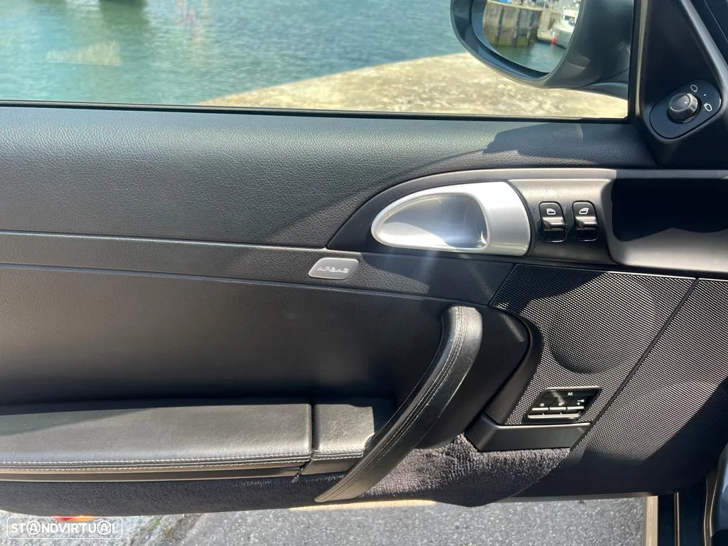 Porsche 911 (997) Carrera - 19