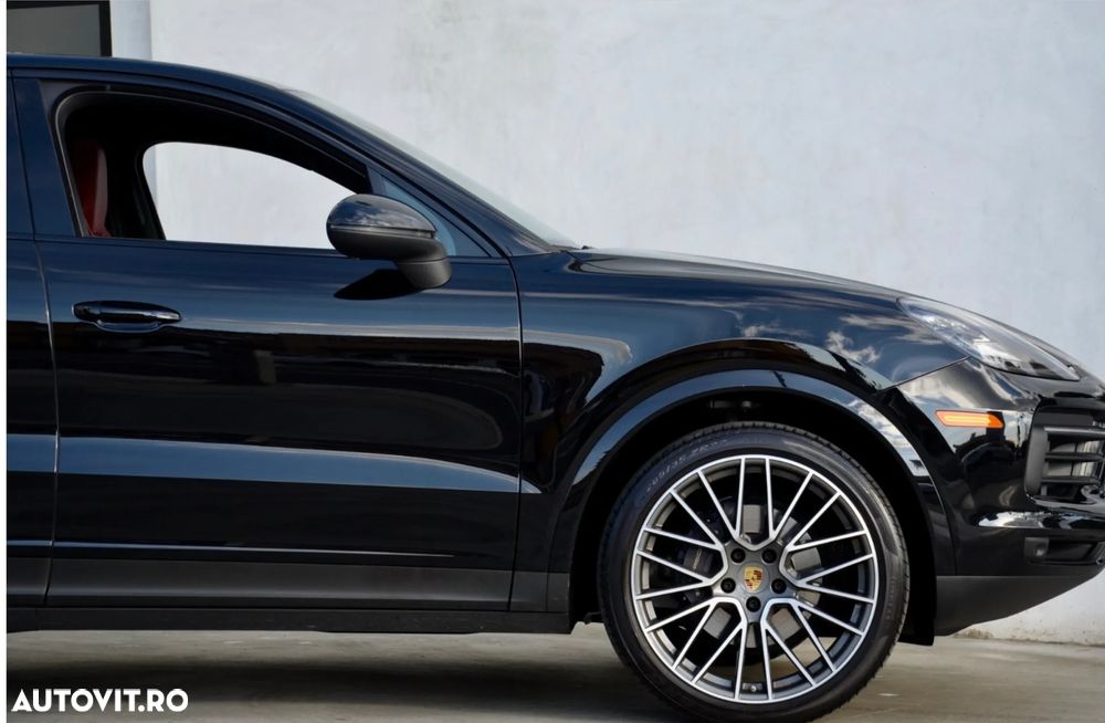 Porsche Cayenne - 34