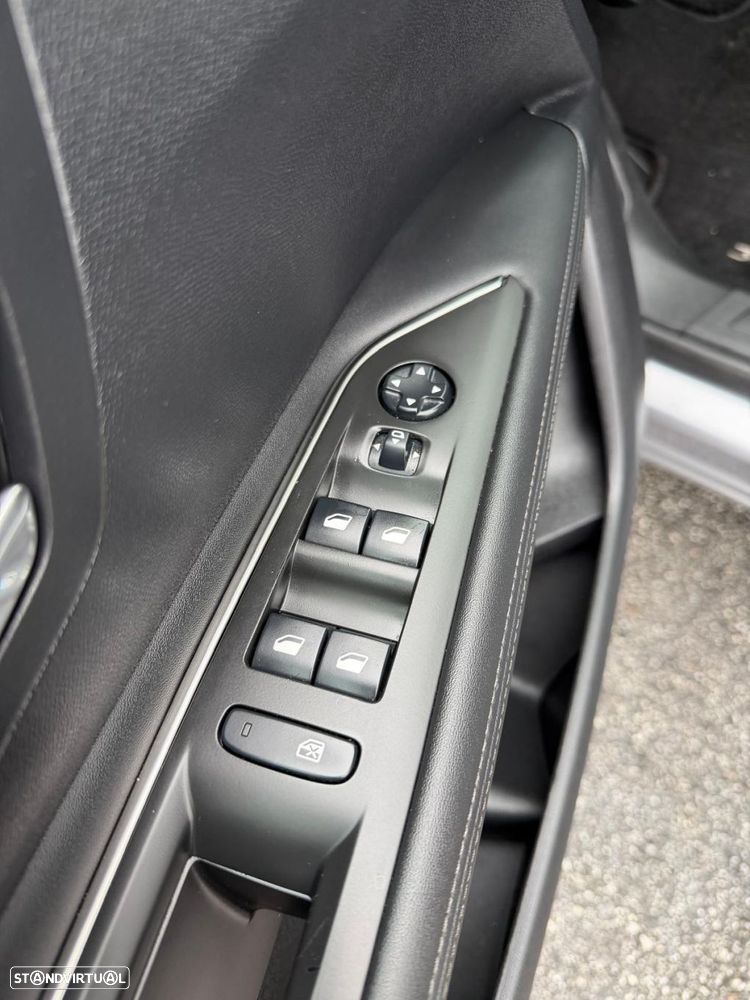 Peugeot 3008 1.5 BlueHDi Allure - 17